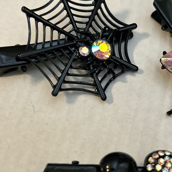 Skulls & Spider Hair Accessory Clip Black W/Red Rhinestones Emo Goth Set Of 3 - Picture 4 of 9